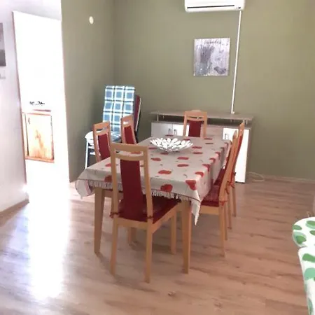 Haus Petra Family App *