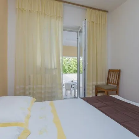 Haus Petra Family App 아파트 *
