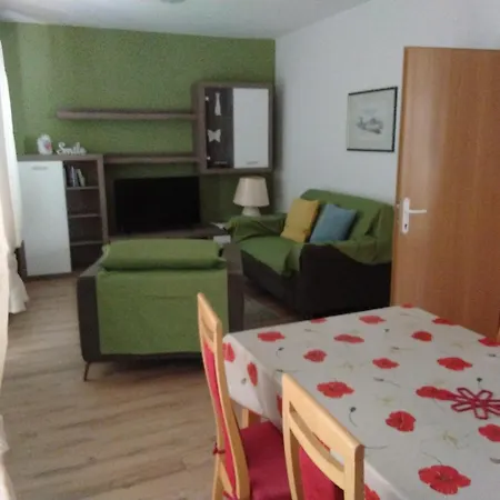 Haus Petra Family App