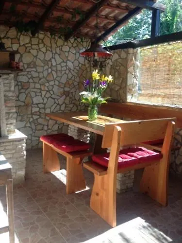 Haus Petra Family App *